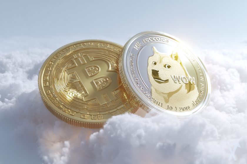 coin 3D bitcoin et dogecoin doré sur un nuage blanc lumineux